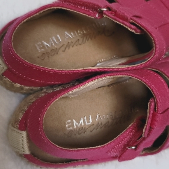 EMU Pink Sandals Size K 13 - Picture 3 of 10